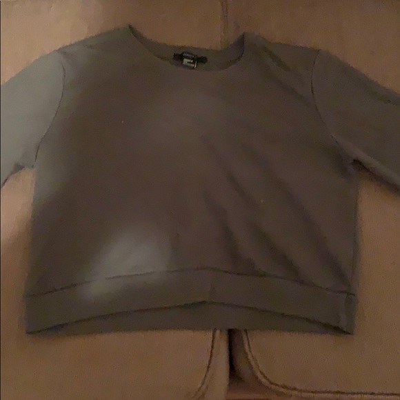 Crop Top - Picture 2 of 3